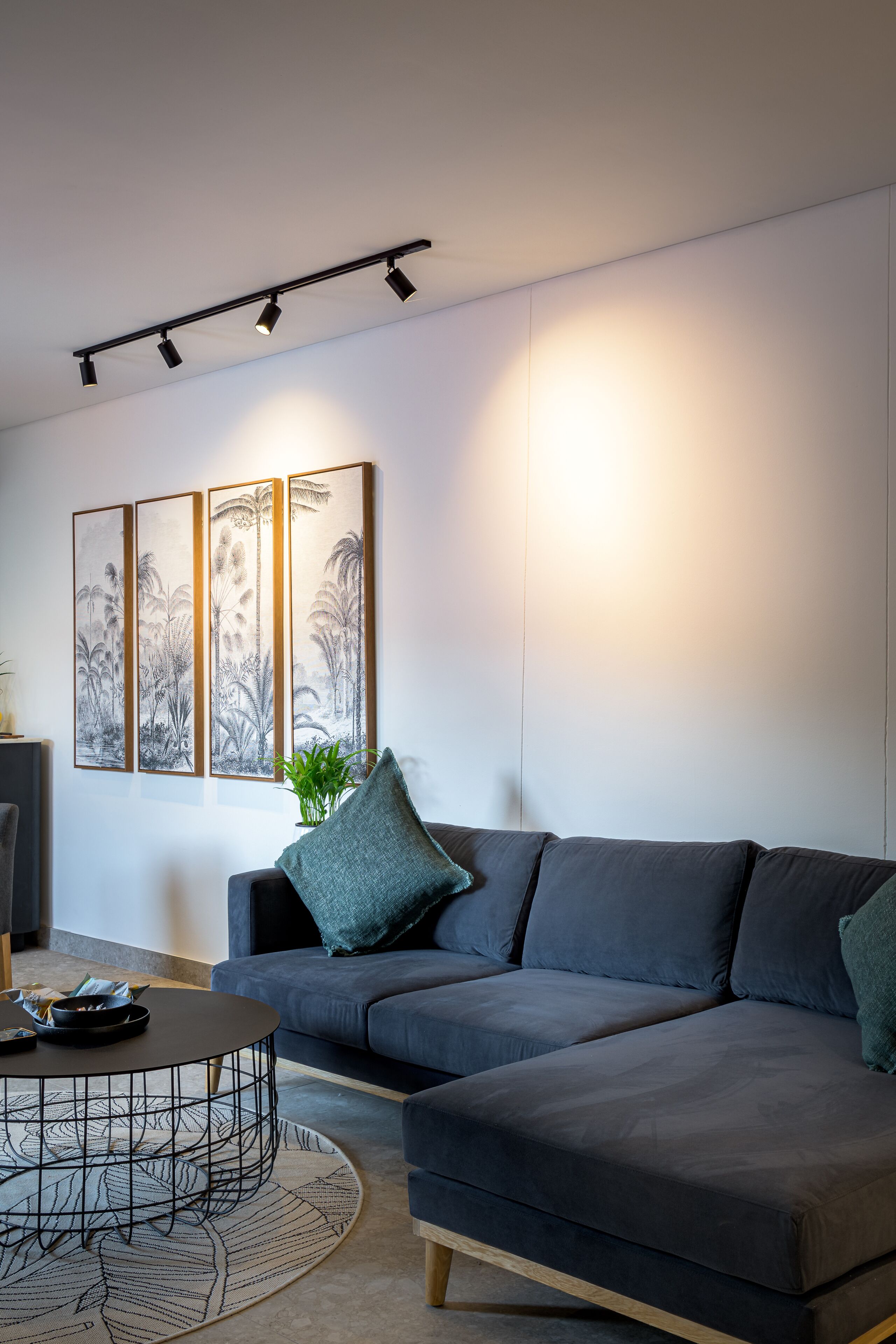 honeymoon suite (double) | premium bedding, minibar, in-room safe, iron/ironing board