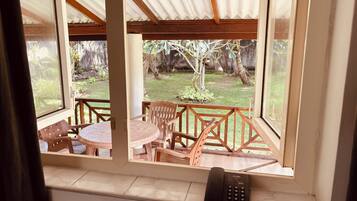 Standard-Bungalow, 1 Queen-Bett, Terrasse | Ausblick vom Zimmer