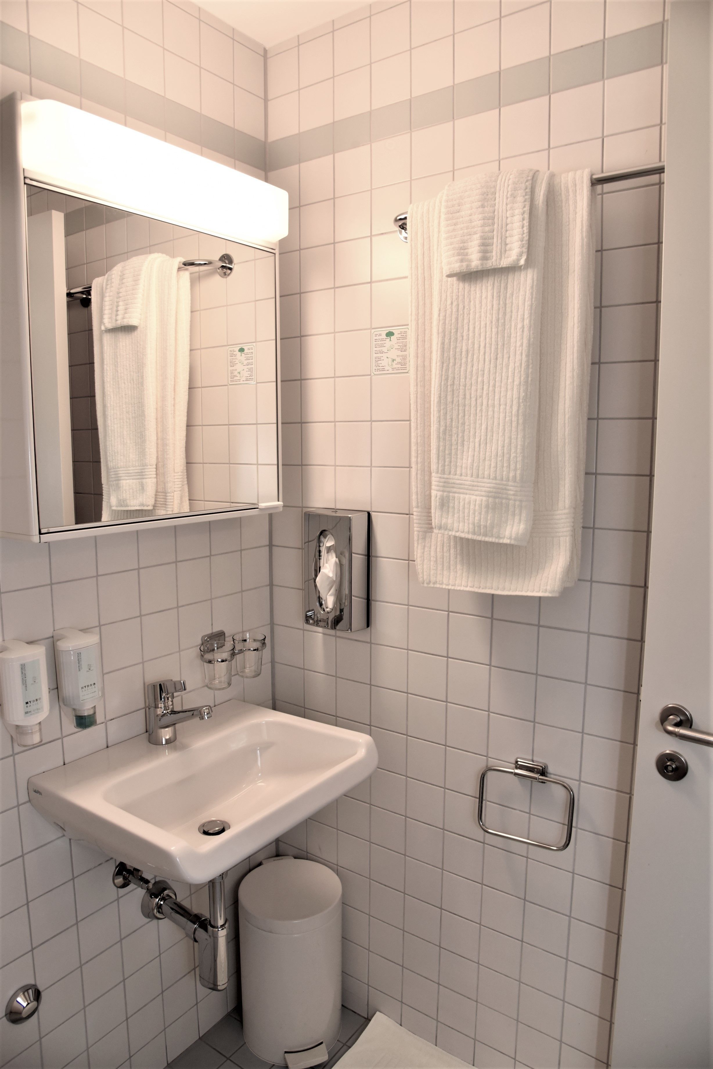 twin room, 1 bedroom, garden view | bathroom | shower, free toiletries, hair dryer, towels
