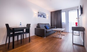 Suite | Hochwertige Bettwaren, Schreibtisch, schallisolierte Zimmer