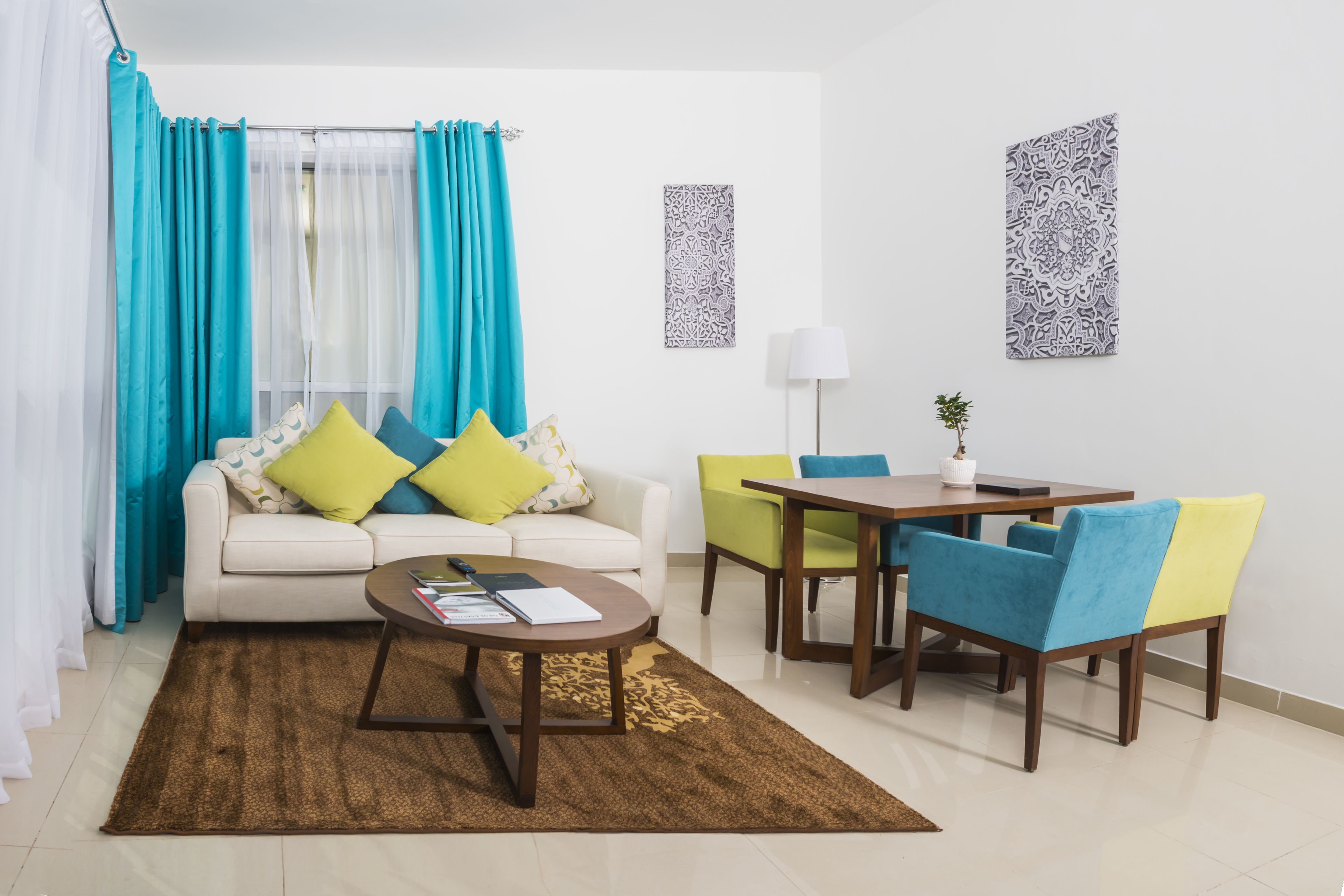 Luxury Apartment, 2 Bedrooms, Kitchen | In-room dining