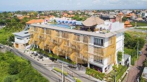Front of property - Koa D'Surfer Hotel (Canggu)