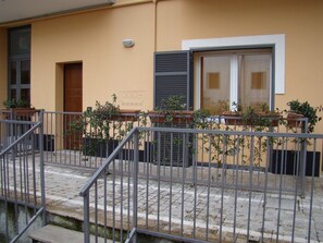 Studio | Terrace/patio