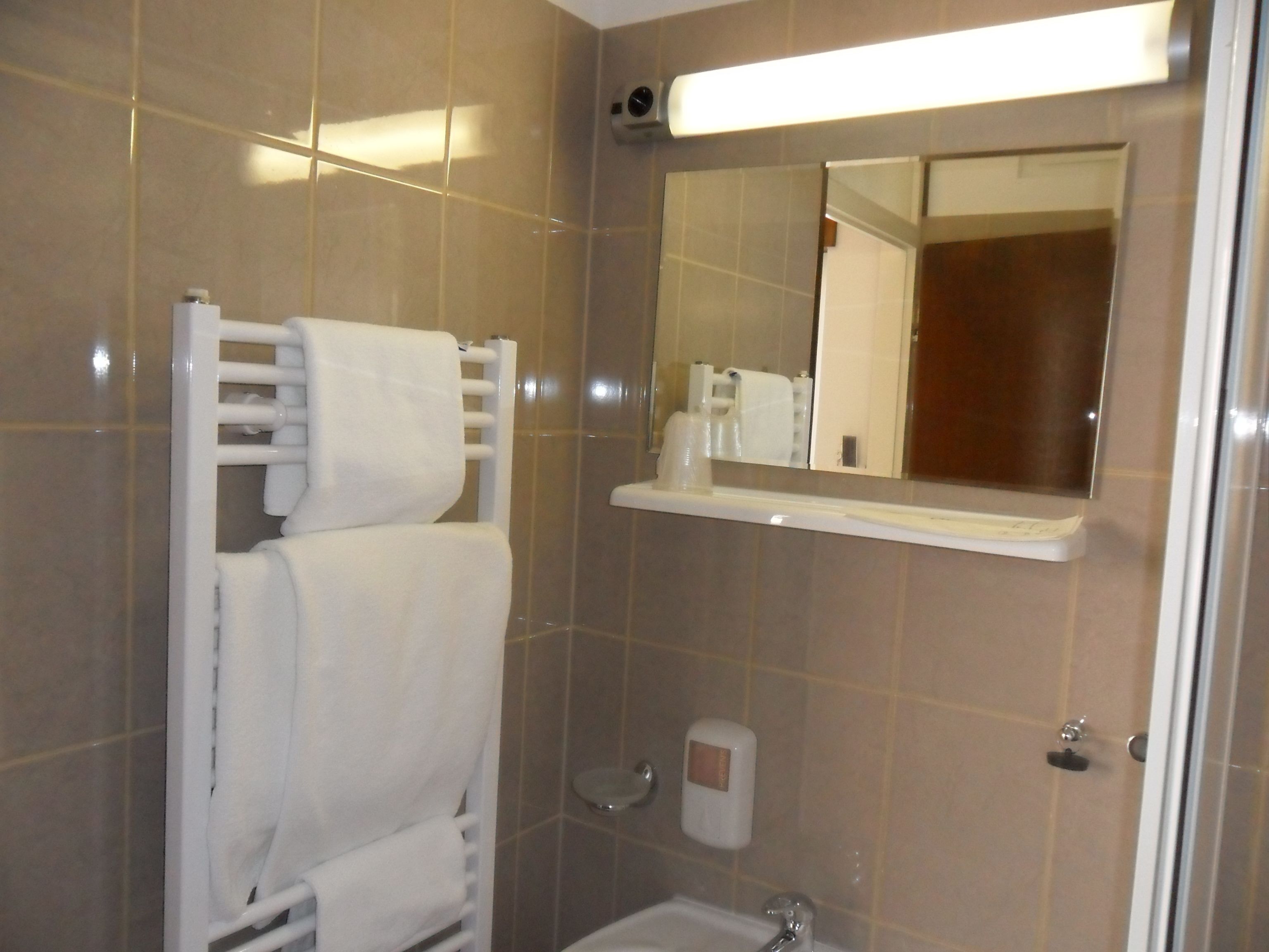 double or twin room, balcony, mountain view | bathroom | shower, hair dryer, towels