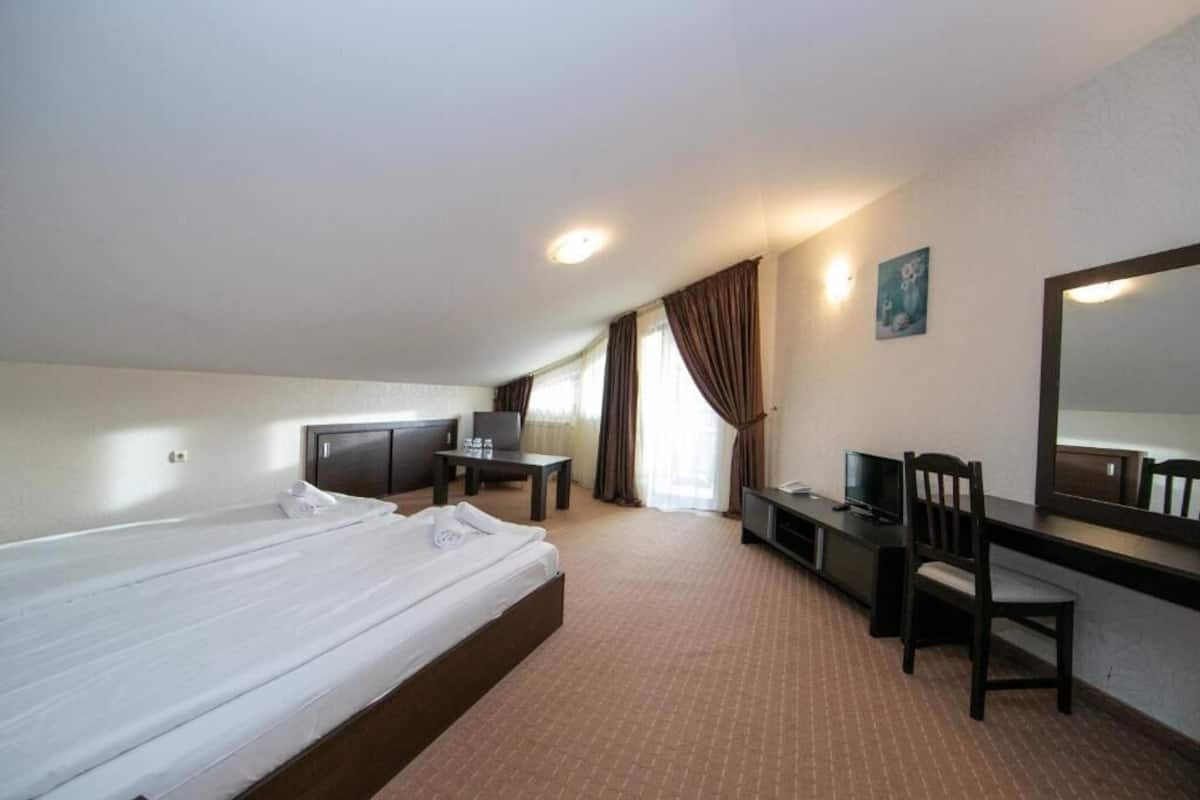 Suite monolocale Superior | 1 camera, una cassaforte in camera, ferro/asse da stiro, Wi-Fi gratuito