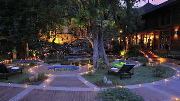 Couples treatment room(s), Thai massages