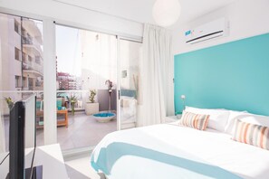 Premium bedding, down duvets, pillow-top beds, in-room safe