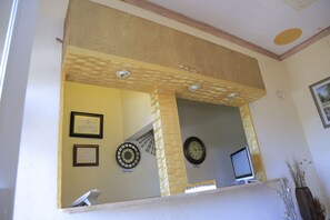 Reception hall - Executive Airport Hotel (Entebbe)