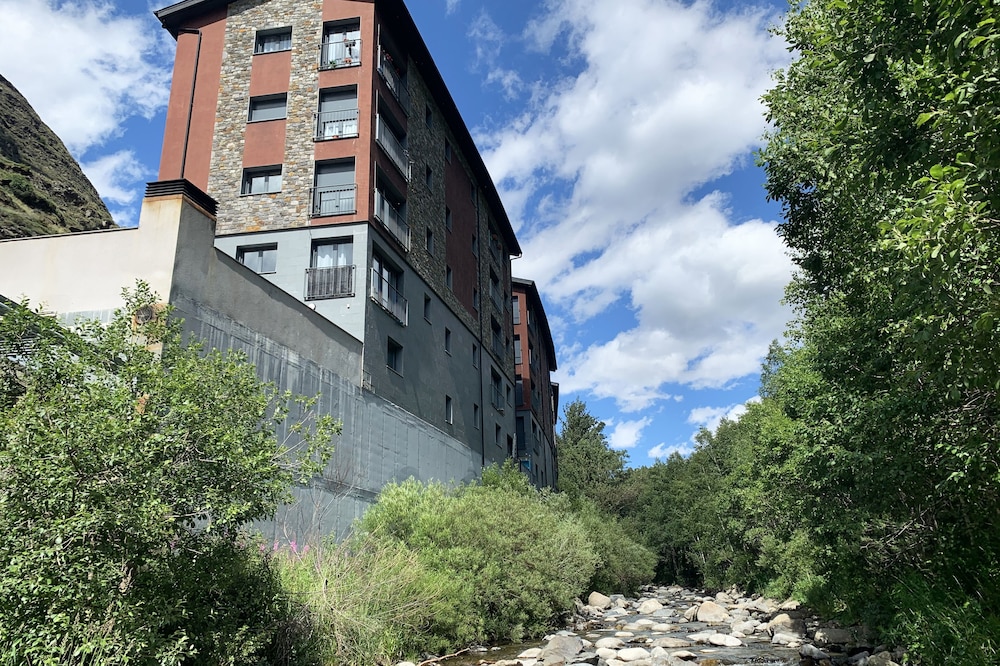 Apartamentos Canillo 3000