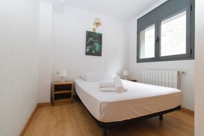 WiFi, bed sheets - Apartamentos Canillo 3000 (Canillo)