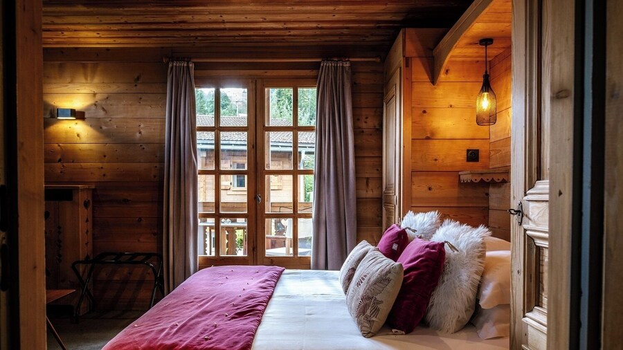 Hôtel Les Roches Fleuries