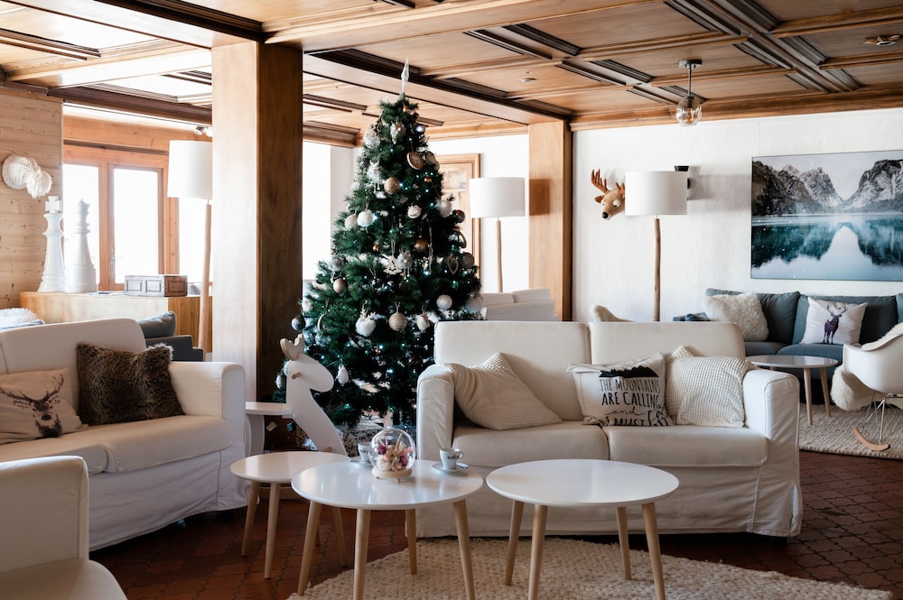 Les Roches Fleuries - Mont-Blanc by null