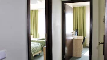 In-room safe, desk, soundproofing, iron/ironing board