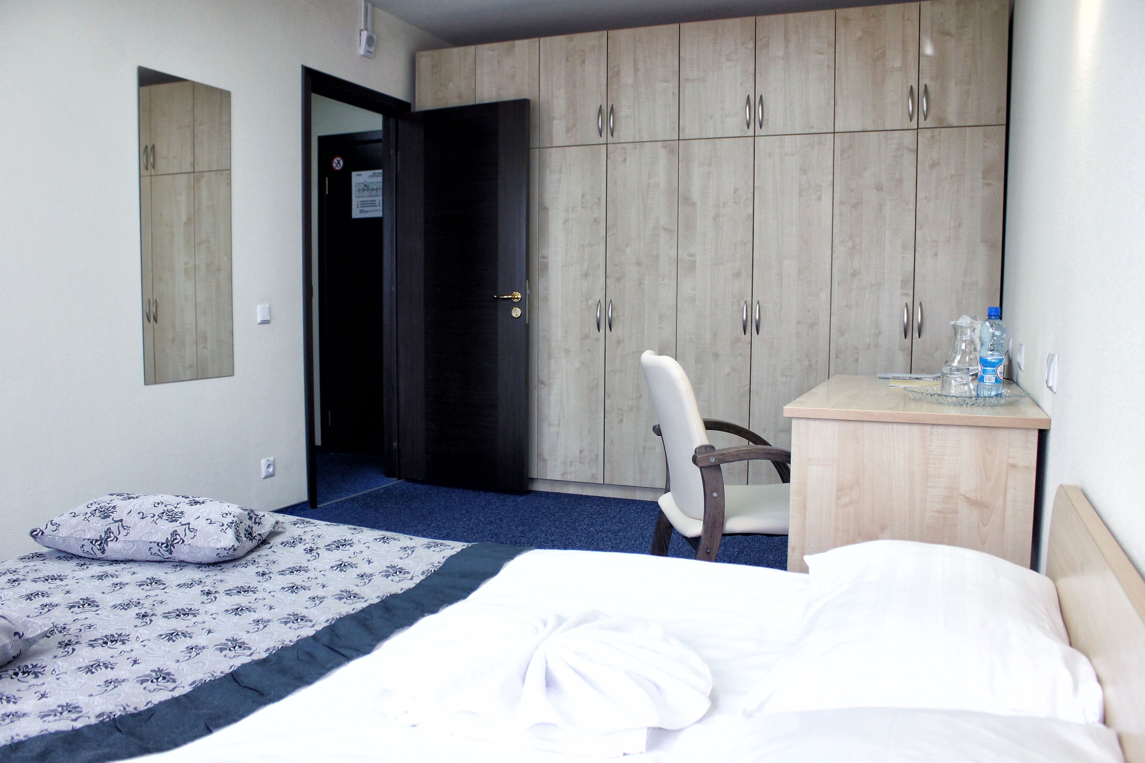 In-room safe, desk, iron/ironing board, free WiFi