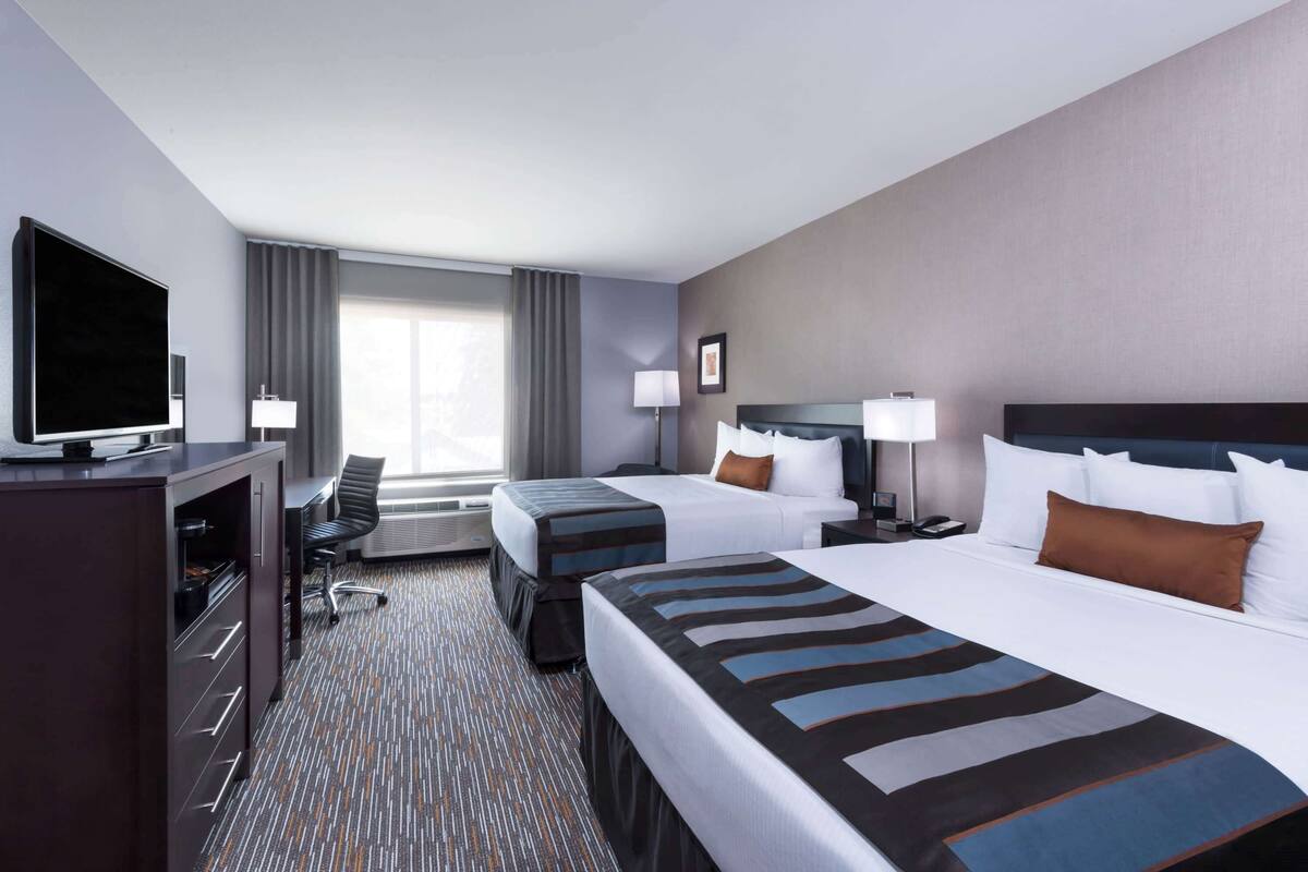 desk, iron/ironing board, free cots/infant beds, free rollaway beds