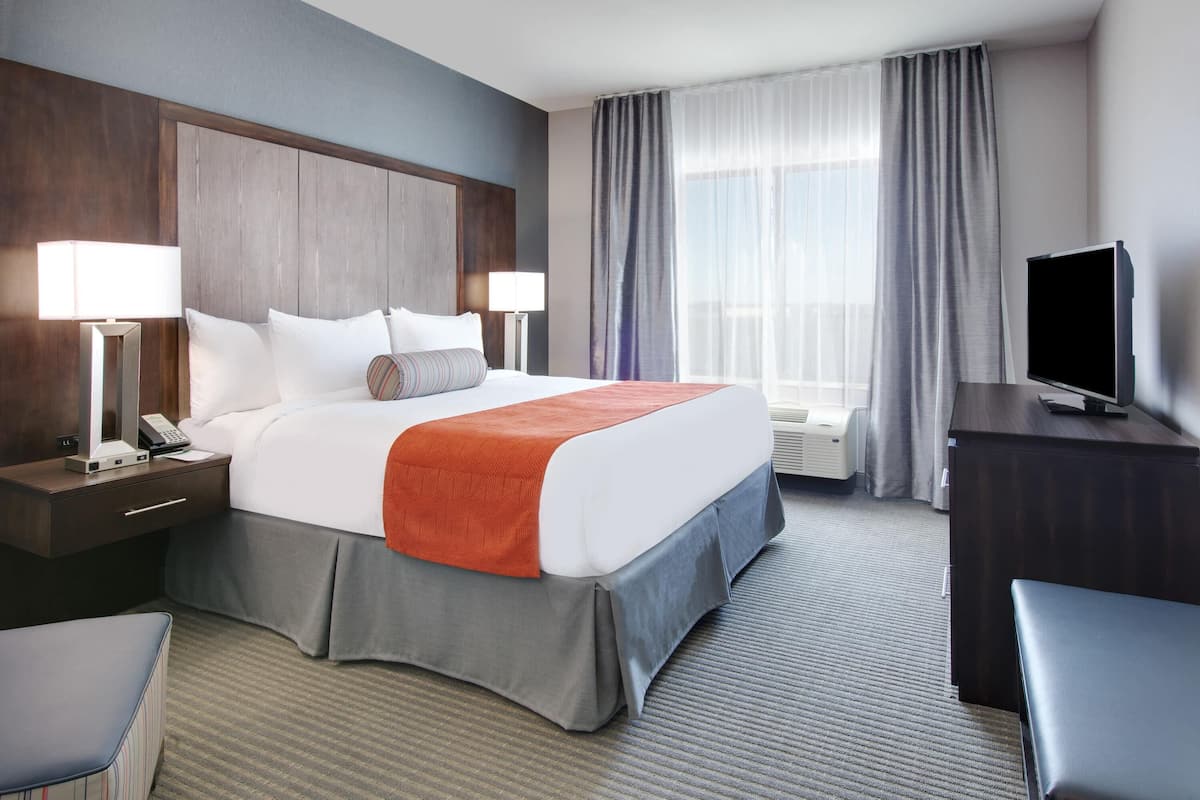 In-room safe, desk, blackout curtains, soundproofing