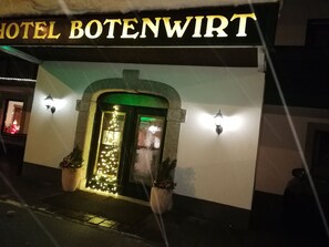 Exterior - Hotel Garni Botenwirt (Spital am Pyhrn)