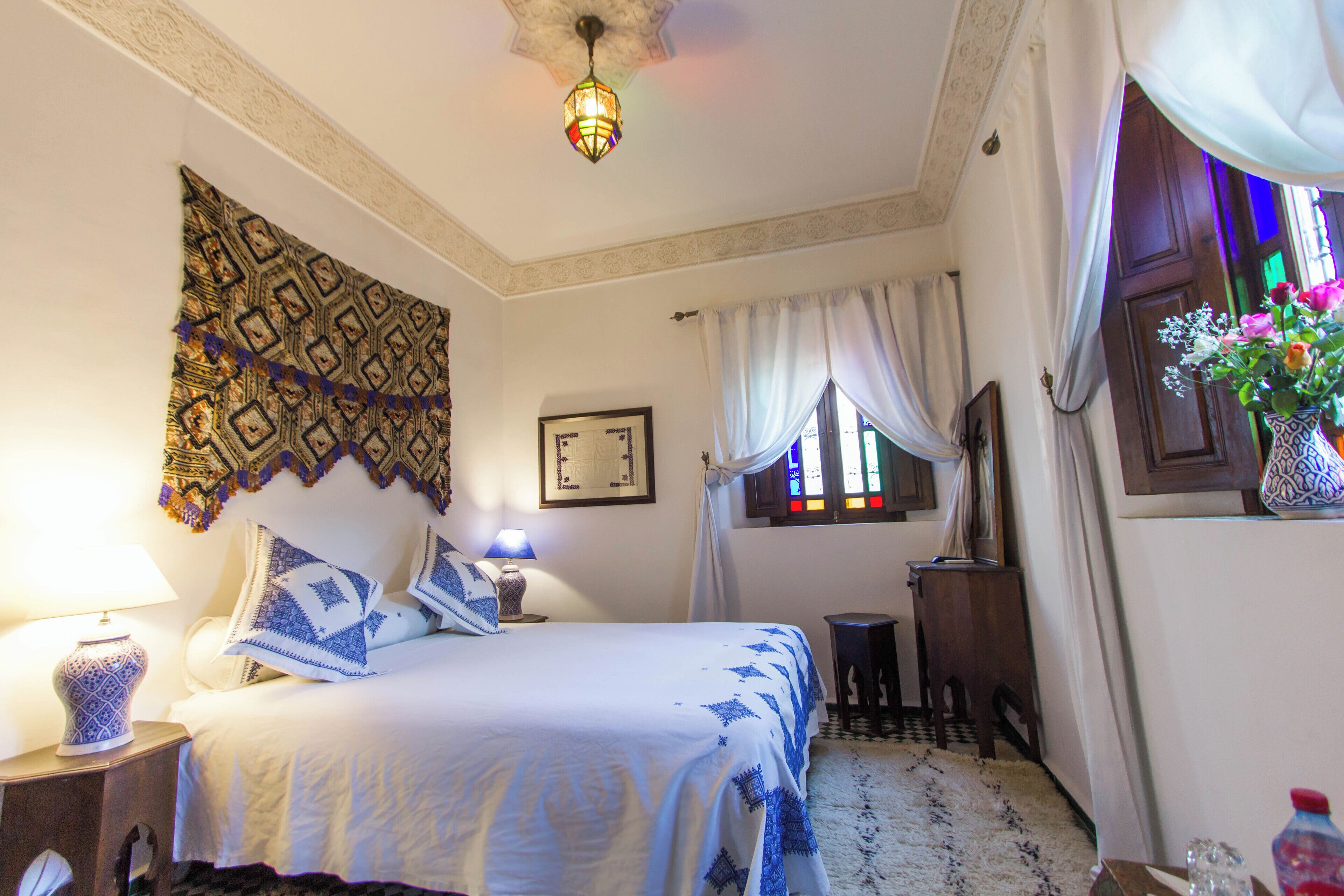 高級寢具、客房內保險箱、免費無線上網、床單