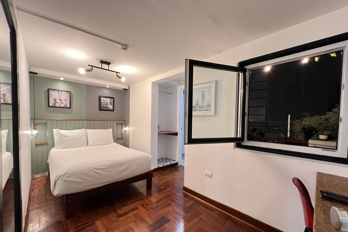 슈피리어 더블룸, 퀸사이즈침대 1개, 전용 욕실 | 오리/거위털 이불, 미니바, 객실 내 금고, 책상