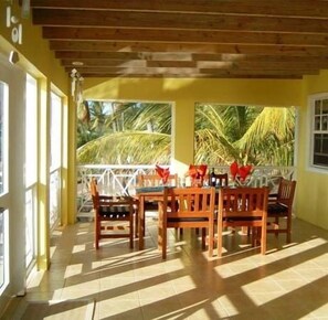 Terrace/patio - Yellow Bird Villa (Barnes Ghaut)