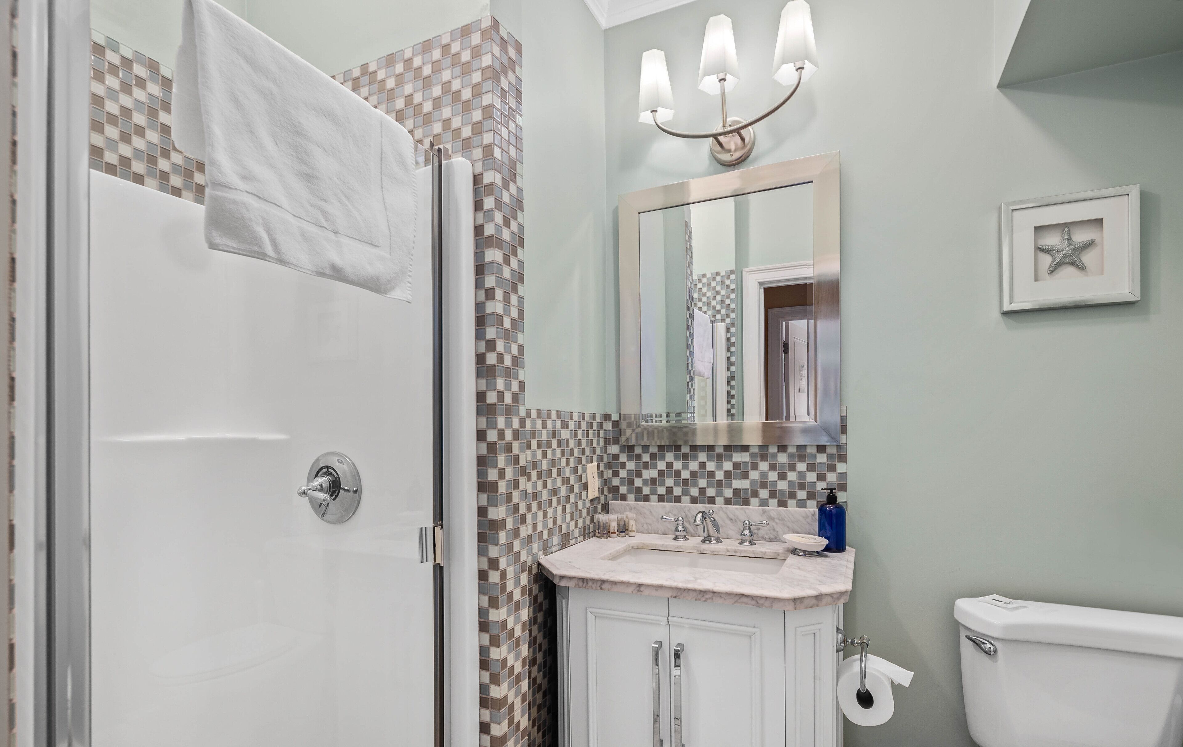 Photo - The Beacon Waterfront Inn