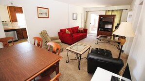 Unclassified image, 4 of 15, button - Lakeside House (Lakeside)