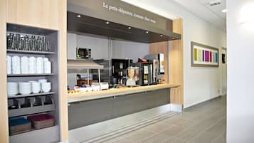 Tägliches Frühstücksbuffet gegen Gebühr