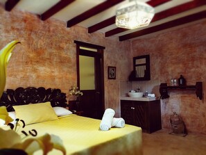 Honeymoon Double Room, 1 Queen Bed | Individually decorated, individually furnished, free WiFi