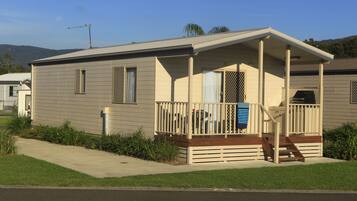 Deluxe-Ferienhütte, 2 Schlafzimmer (Sleeps 6) | Fassade der Unterkunft