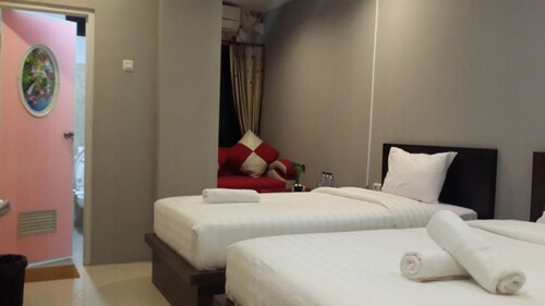 Elfah Hotel Manado