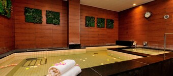 Spa & Capsule Hotel Grandpark Inn Kitasenju