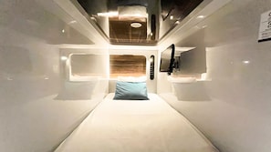 Premier Room, Men only, Non Smoking | In-room safe, free WiFi, bed sheets - Spa & Capsule Hotel Grandpark Inn Kitasenju (Tokyo)