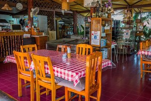 Área de estar no saguão