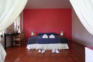 Desk, rollaway beds, free WiFi - Baanchuengkao Resort Ranong (Ranong)