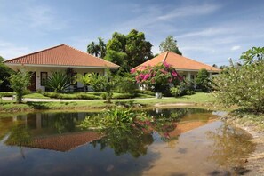 Property grounds - Baanchuengkao Resort Ranong (Ranong)