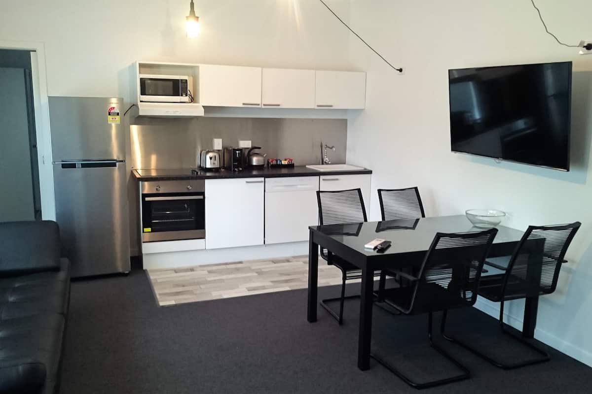 deluxe apartment | private kitchen | fridge, microwave, espresso maker, coffee/tea maker