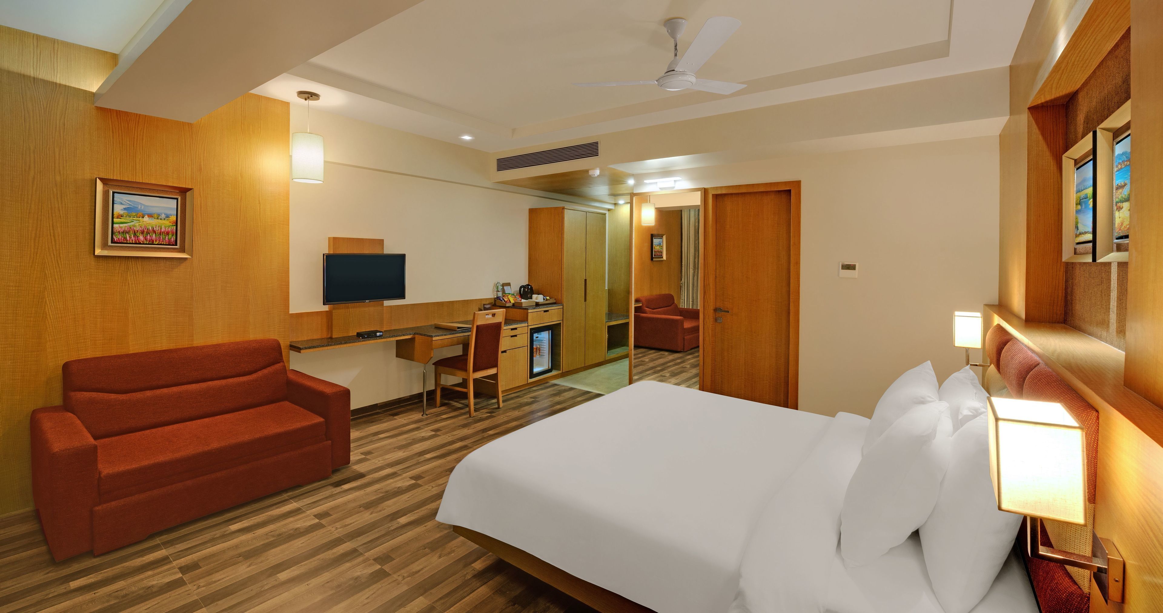 fern club room | in-room safe, desk, soundproofing, free wifi