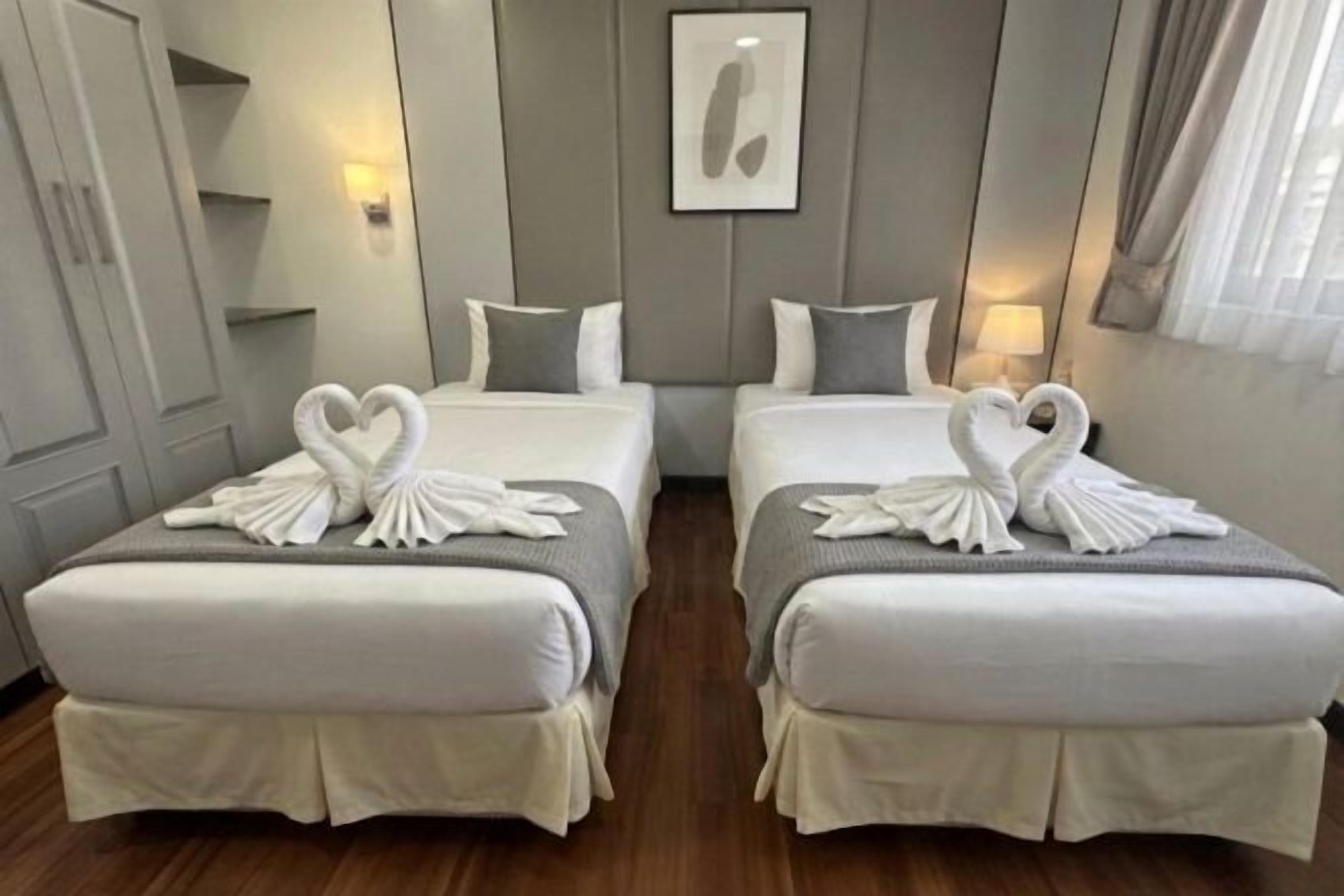 1 bedroom, in-room safe, free WiFi, bed sheets