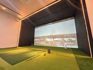 Indoor drivingrange