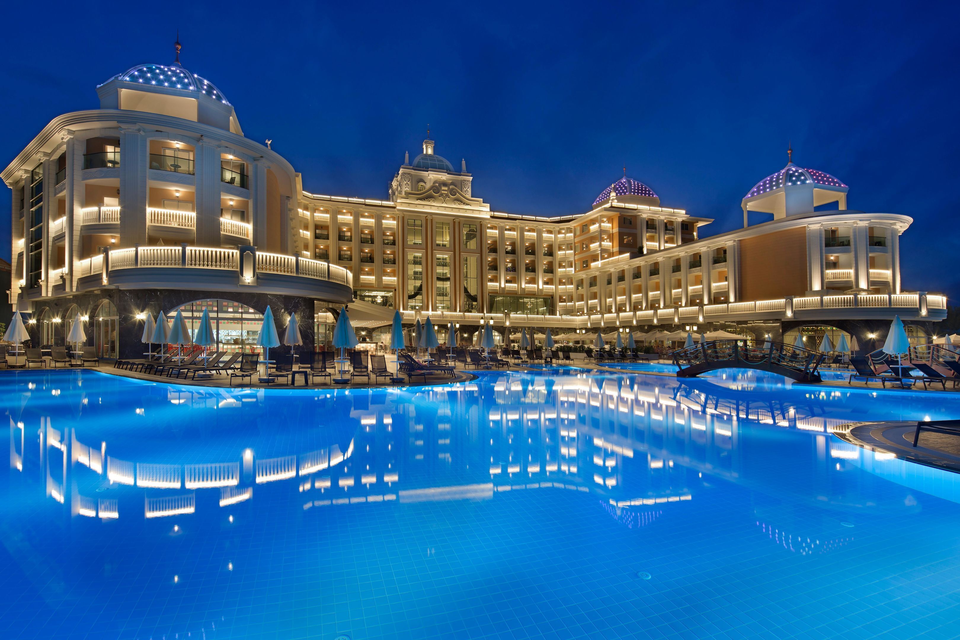 Indoor pool, 2 outdoor pools, pool umbrellas, sun loungers