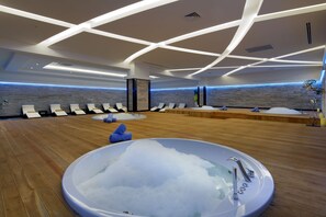 Sauna, spa, bain de vapeur, bain turc/hammam, soins du corps