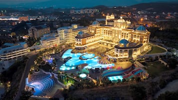 Indoor pool, 2 outdoor pools, pool umbrellas, sun loungers