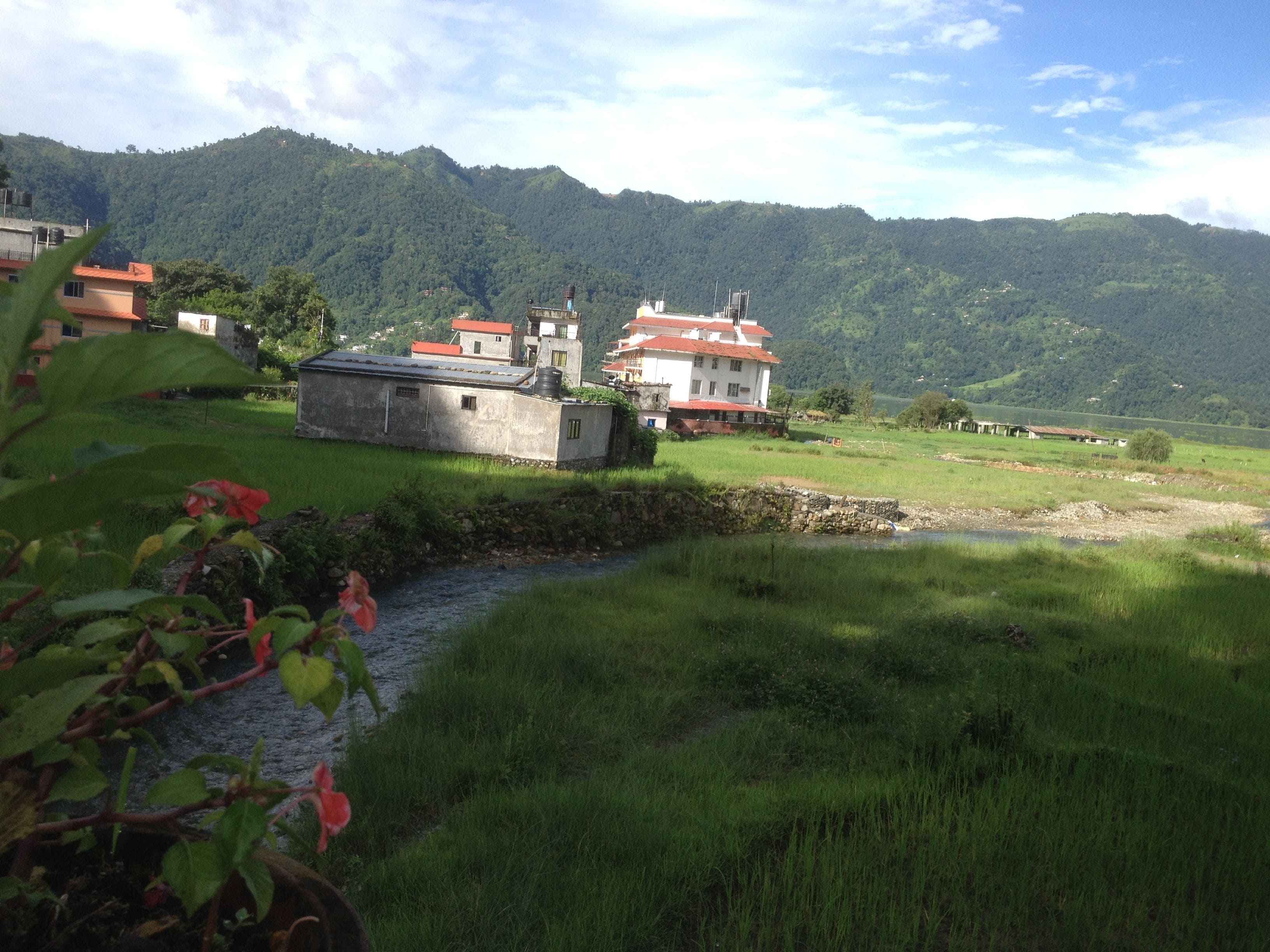 Habitació triple tradicional, diversos llits, no fumadors, vistes a la muntanya | Balcó