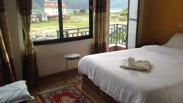 Deluxe Double or Twin Room, Balcony, Lake View | 1 bedroom, premium bedding, in-room safe, desk