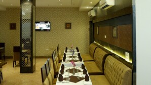 Unclassified image, 3 of 38, button - Hotel The Royal Bharti (Mathura)