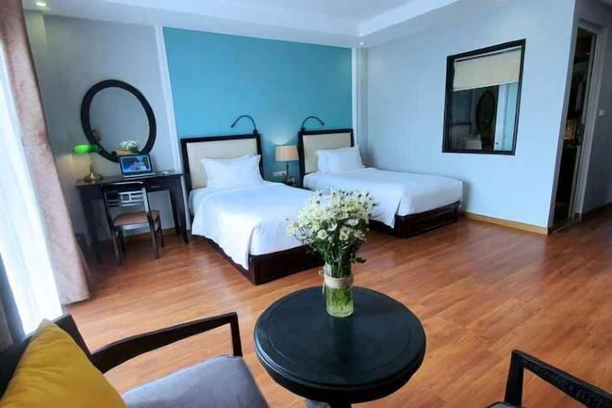 1 bedroom, minibar, in-room safe, desk