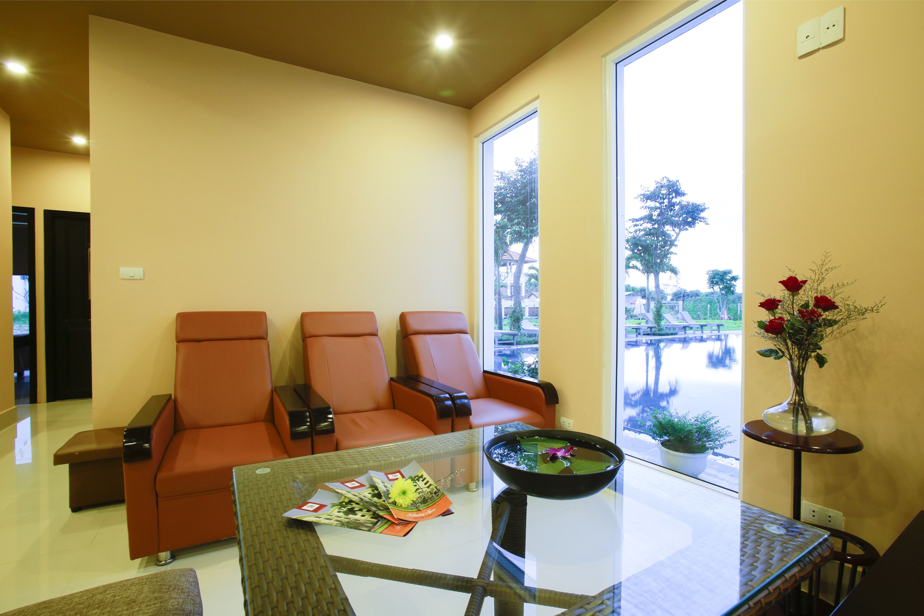 body treatments, facials