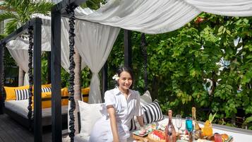 Outdoor pool, pool umbrellas, pool loungers