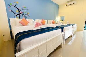 Triple Room - Petch Ranong at Town (Ranong)