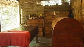 Couples treatment room(s), Ayurvedic treatments, massages